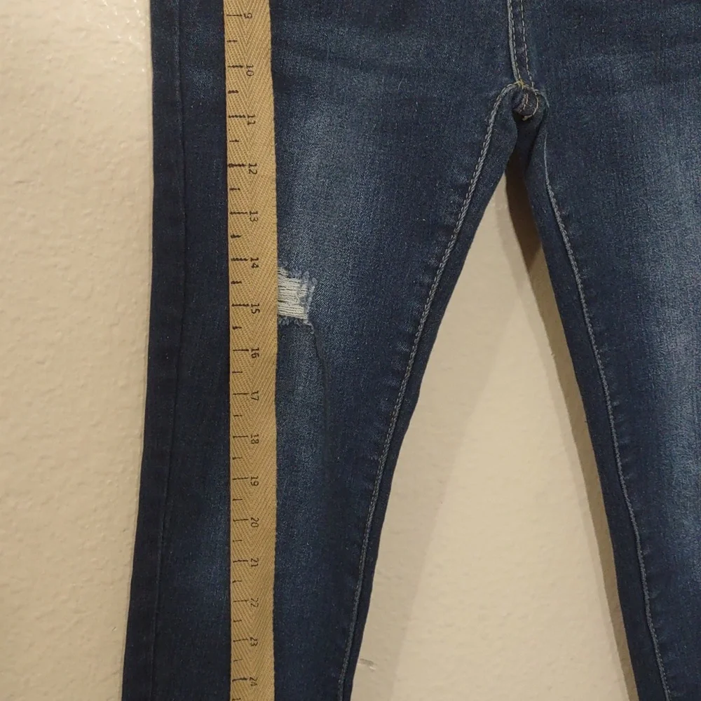 USED BLUE SAVVY DISTRESSED JEANS FRAY ON POCKETS SIZE 5/27 BLUE INSEAM 25INCH - Picture 7 of 14